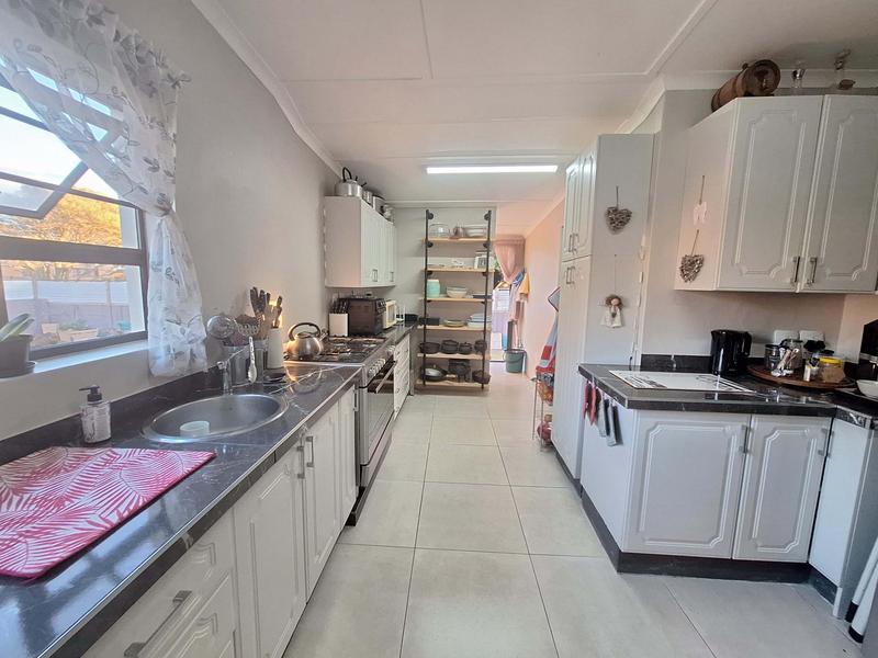 4 Bedroom Property for Sale in Klein Brak Western Cape